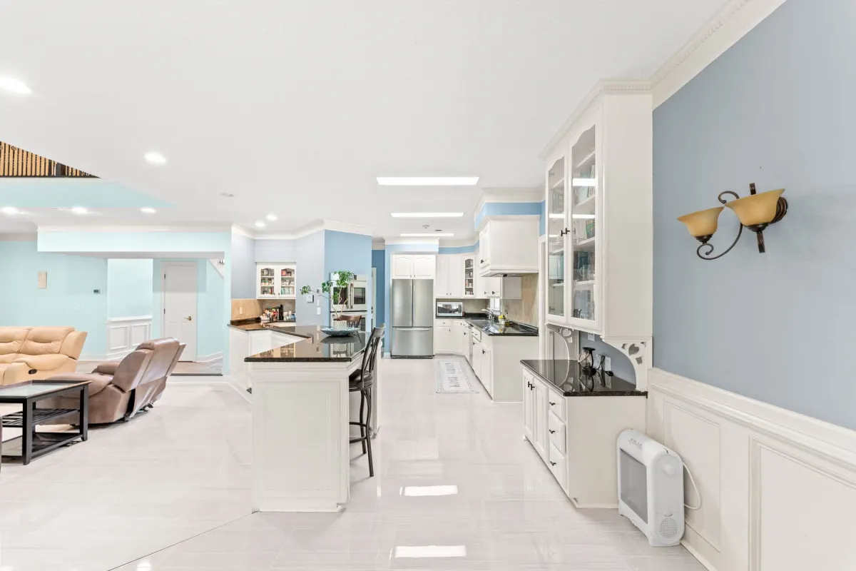 Kitchen with high-end appliances and double wall oven